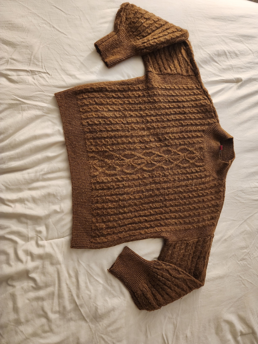 Vince Camuto Brown Cable Knit Crewneck Sweater